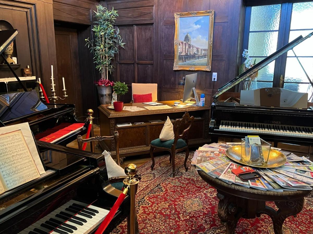 Schloss Grabow, A Luxury Piano Collection Resort&resting Place, Prignitz Brandenburg Apartment Grabow (Heiligengrabe)